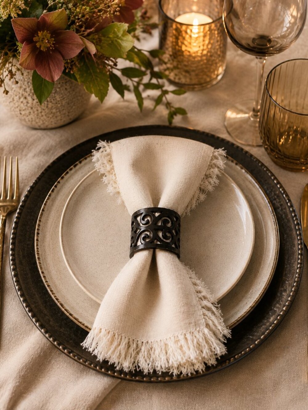 ⭐️$30 - POTTERY BARN HEAVY METAL FILAGREE NAPKIN RINGS + 12 FABRIC NAPKINS | NEW
